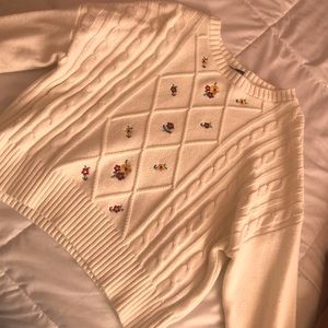 Girls white flower knit sweater